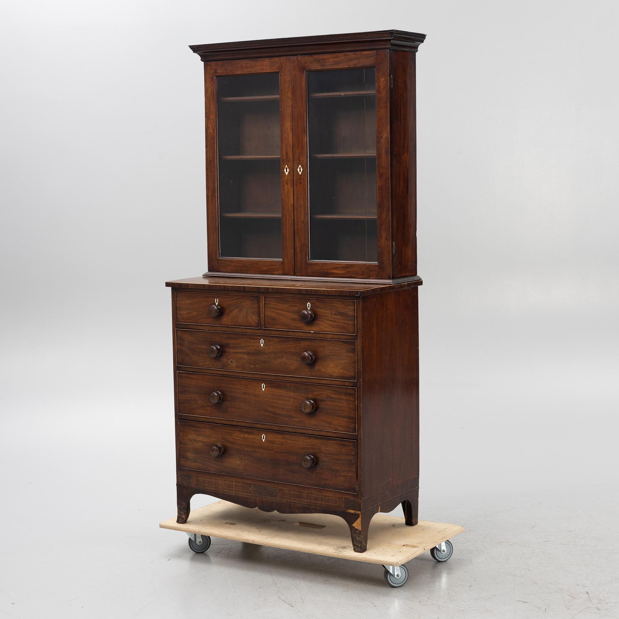 Skåp, England 1800-tal.