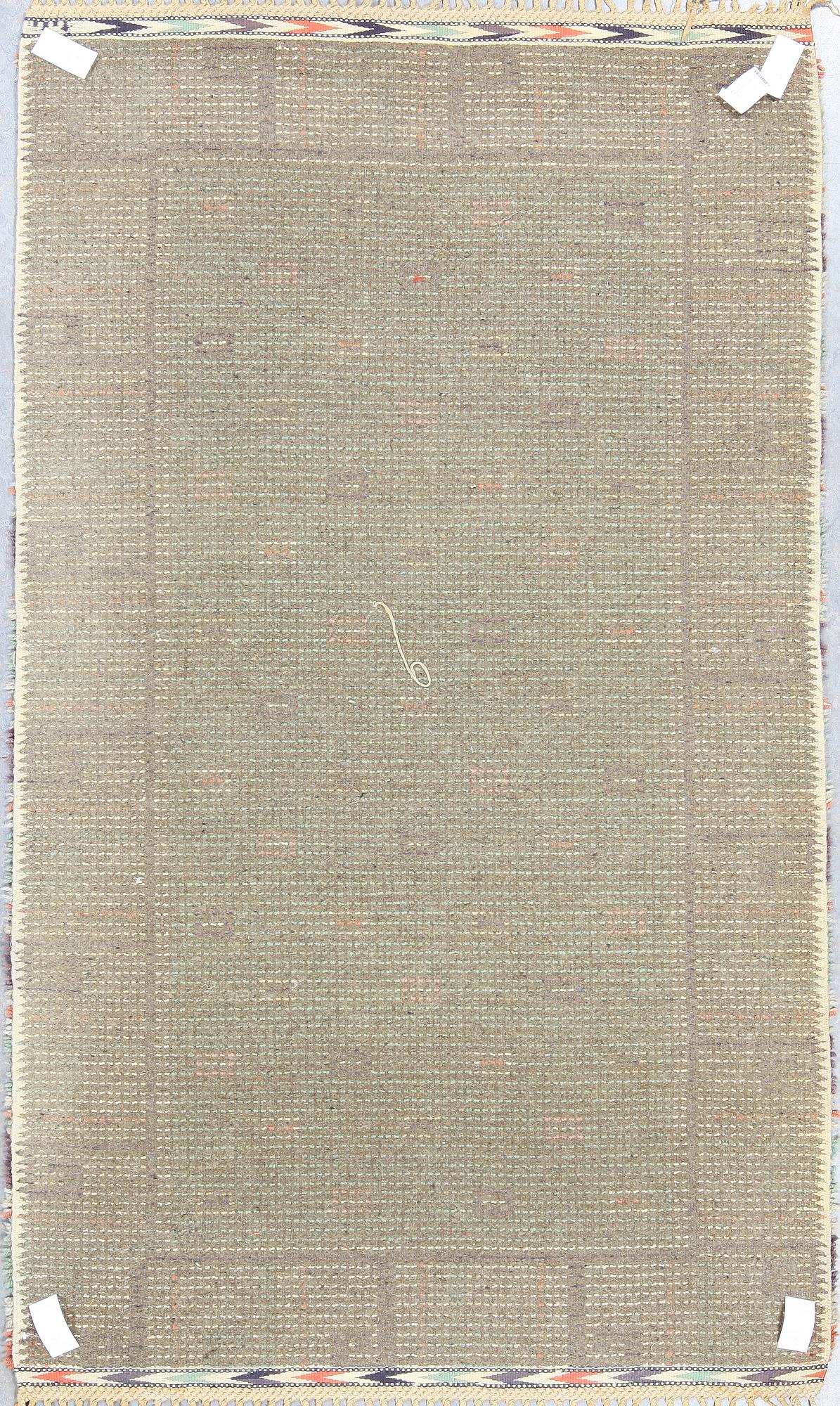 Matta, "Gröna ryan" Märta Måås-Fjetterström, sign MMF. Ca 213 x 125.