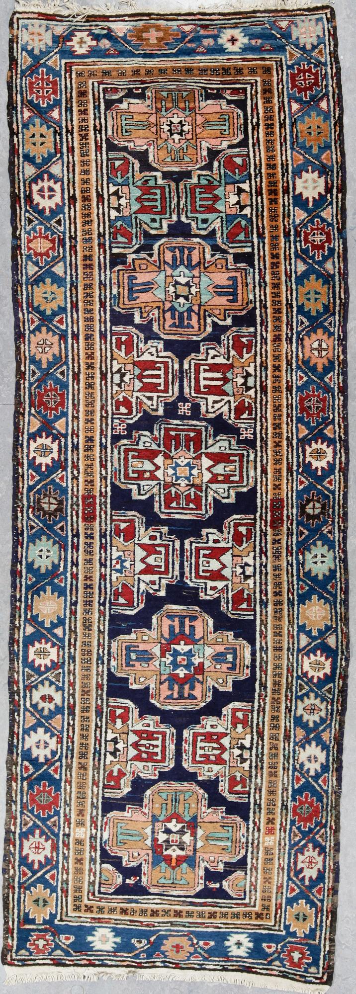 GALLERIMATTA, old Meskine. Ca 263,5 x 93 cm.