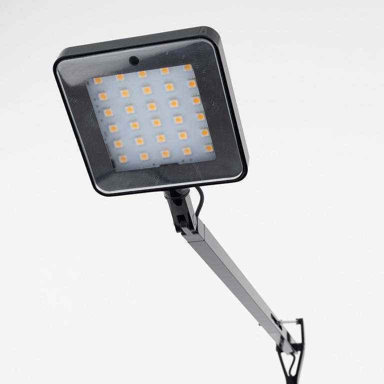 Antonio Citterio, bordslampa, "Kelvin LED", Flos, Italien.