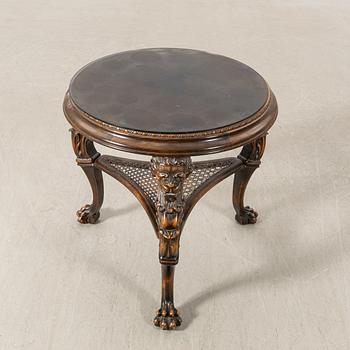 Coffee table/Side table 1940s Baroque style.