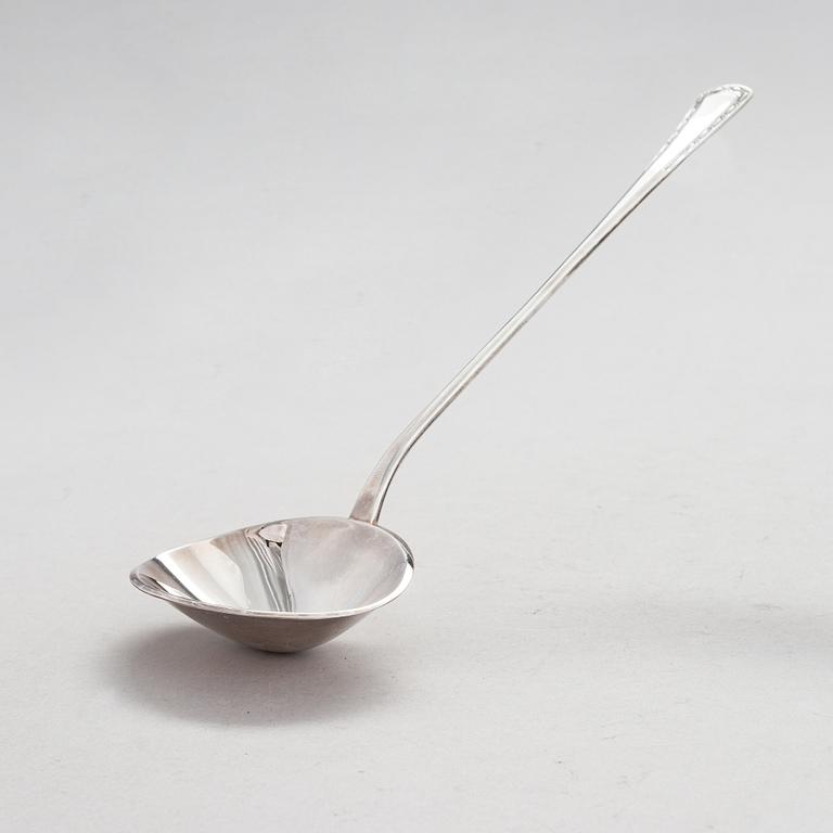 Tillander, silver ladle, 'Käpy' (Cone), Helsinki 1974. Designed by Vilho Ellenberg in the 1920s.