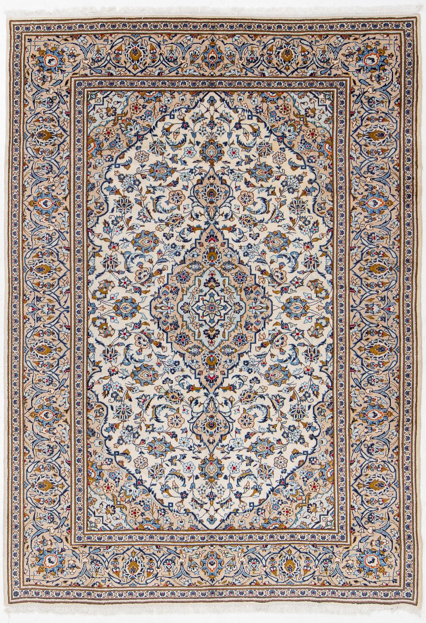 Keshan rug, 346 x 240 cm.
