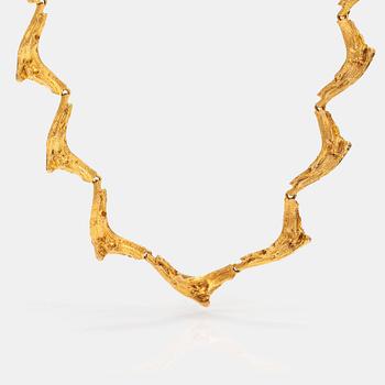 Helky Juvonen, A 14K gold collier. Westerback, Helsinki 1972.