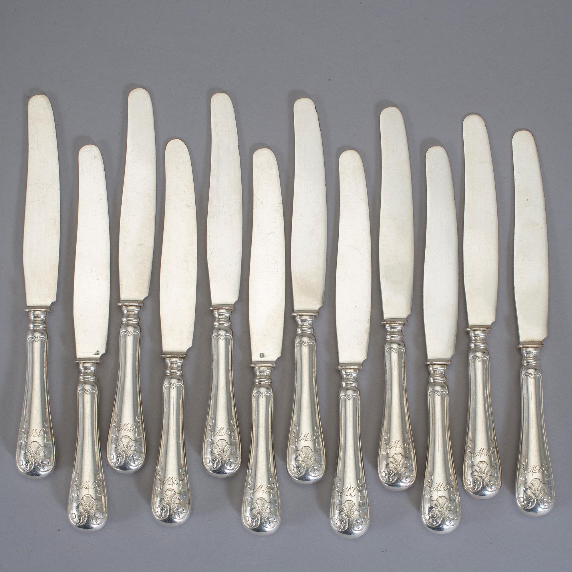 KNIVAR, 12 st, silver, "Gammal fransk", C G Hallberg, 1920-tal. Total vikt 453 g.