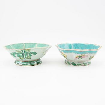 Two enamelled Chinese bowls, early 20th century.