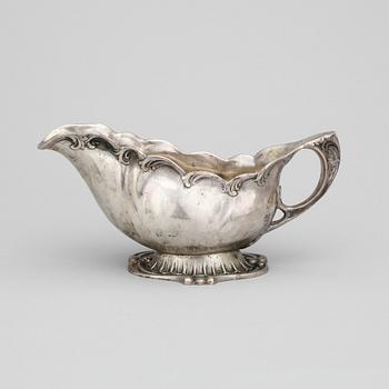 SÅSSNIPA. Silver, rokokostil, Stiltenn Sven Carlsson, Stockholm 966. Vikt ca gram.