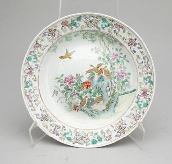 TALLRIK, porslin, troligen republik, Kina 1900-tal.