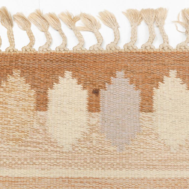 Ingegerd Silow, a flat weave carpet, signed IS, ca 245 x 165 cm.