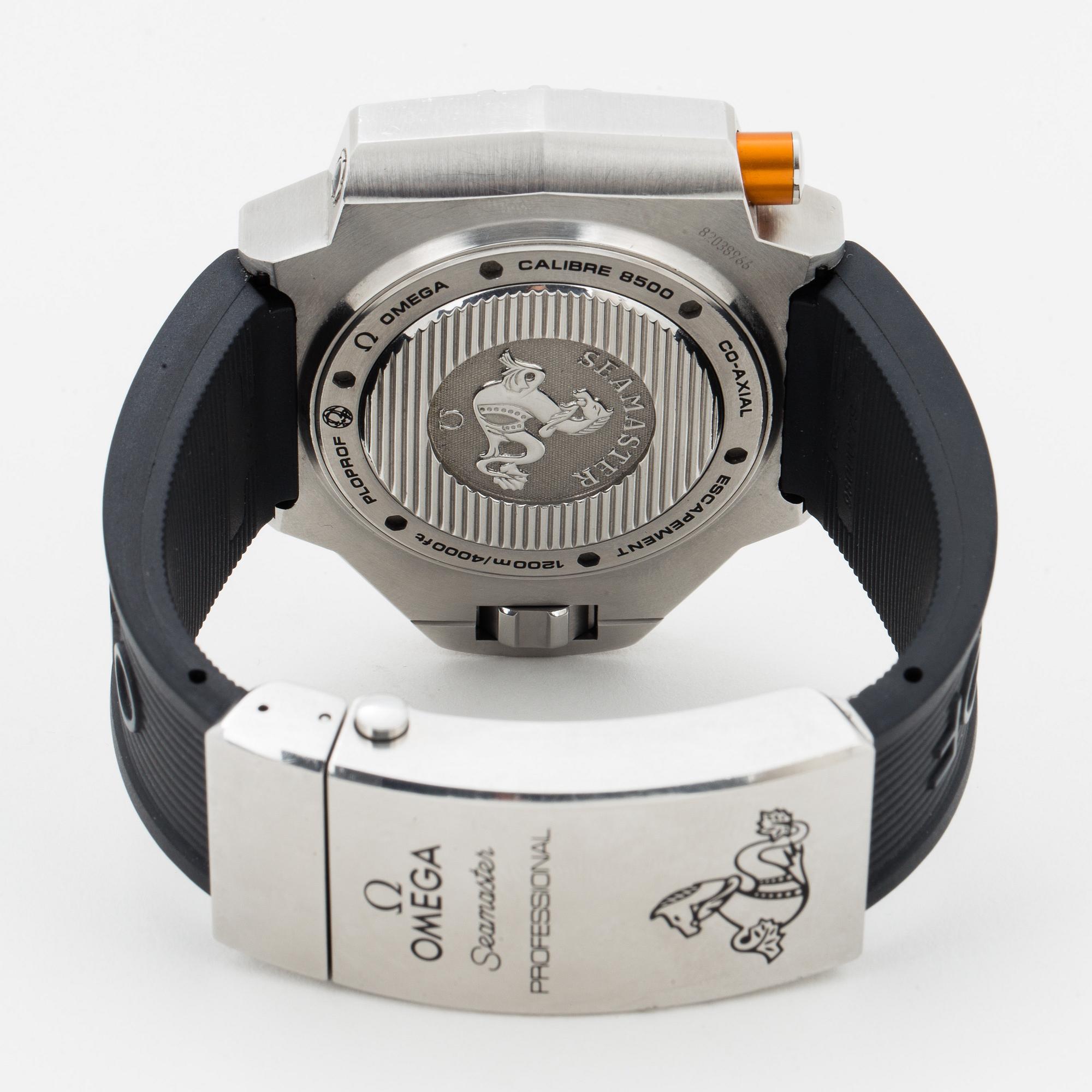 OMEGA, Seamaster Professional, Chronometer, "PloProf", armbandsur, 55 x 48 mm.