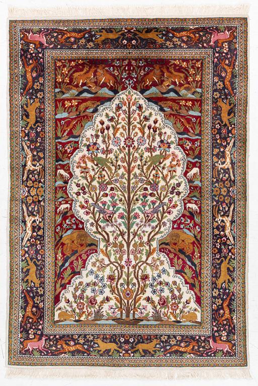 An oriental prayer rug, c. 180 x 125 cm.
