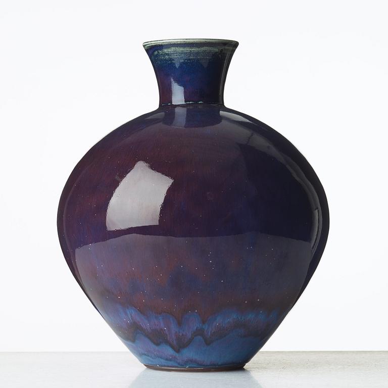 Berndt Friberg, a stoneware vase, Gustavsberg studio, Sweden 1974.