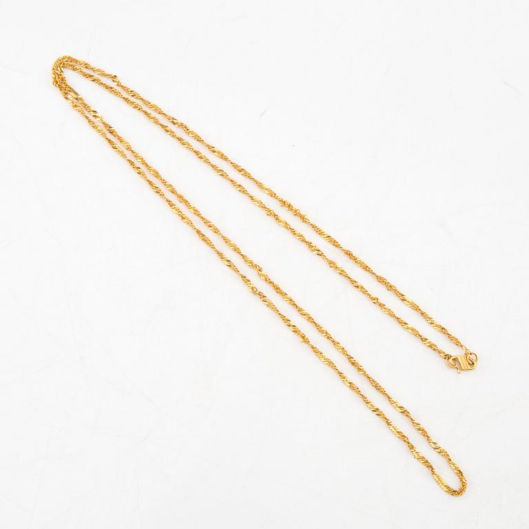 Necklace 18K gold.