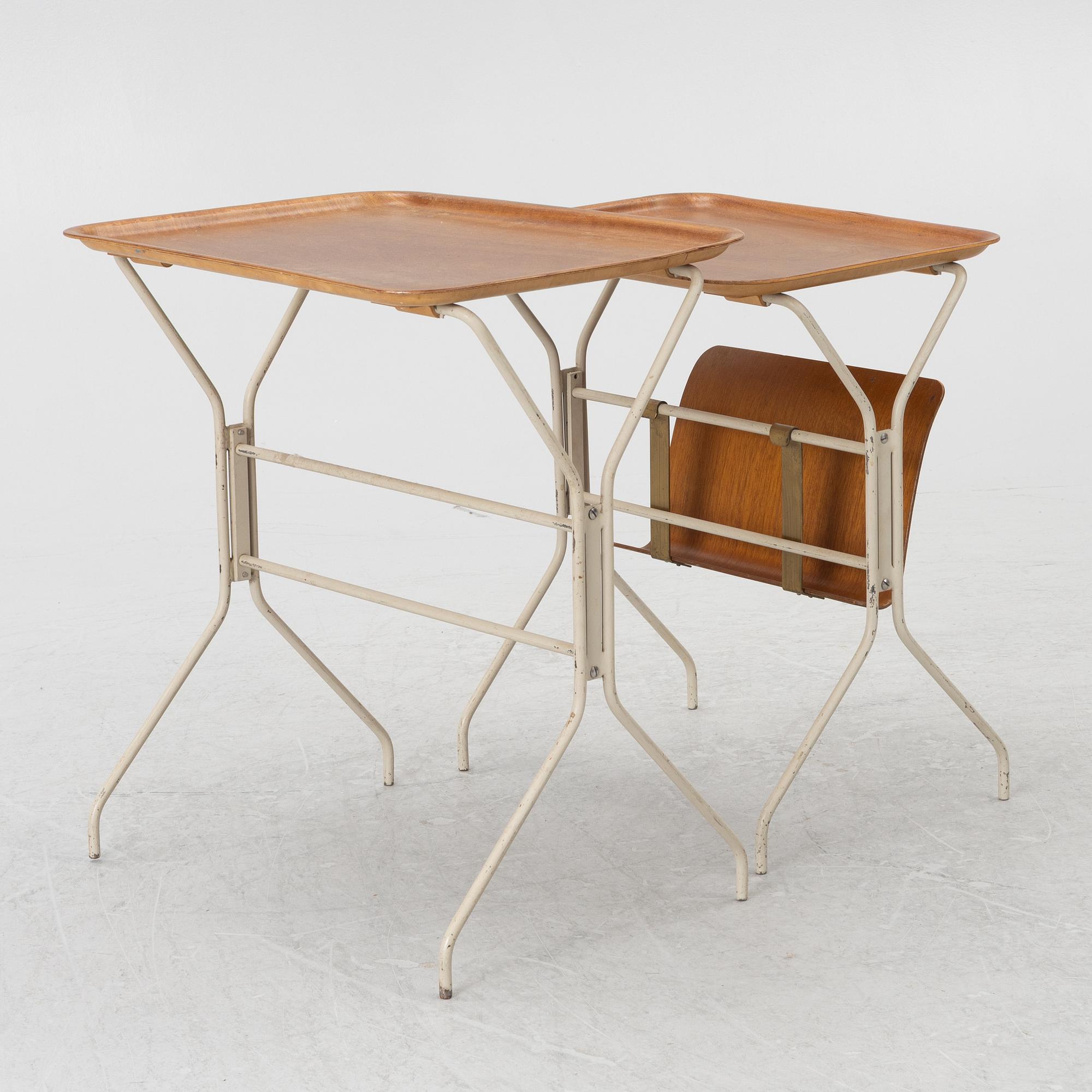 Elias Svedberg, satsbord med tidningsfack, två delar, ur "Triva"-serien, Nordiska Kompaniet, 1950-tal.