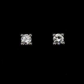 ÖRHÄNGEN, vitguld 14K, briljantslipade diamanter 2 x 0,10 ct.
