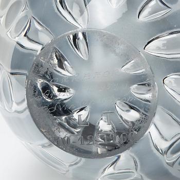 Edvin Öhrström, an "Ariel" glass vase, Orrefors, Sweden 1960.