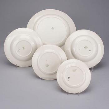 SERVIS, 33 delar, porslin, "Tellervo" Arabia, i produktion 1949-1958.
