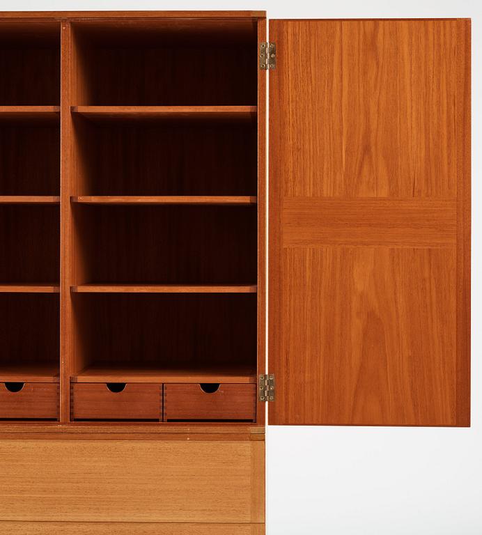 John Kandell, a "HI-26" cabinet for HI-gruppen, executed by David  Sjölinder, Sweden 1950-60's.