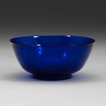 A blue glass Peking glass bowl, Qing dynasty (1644-1912).