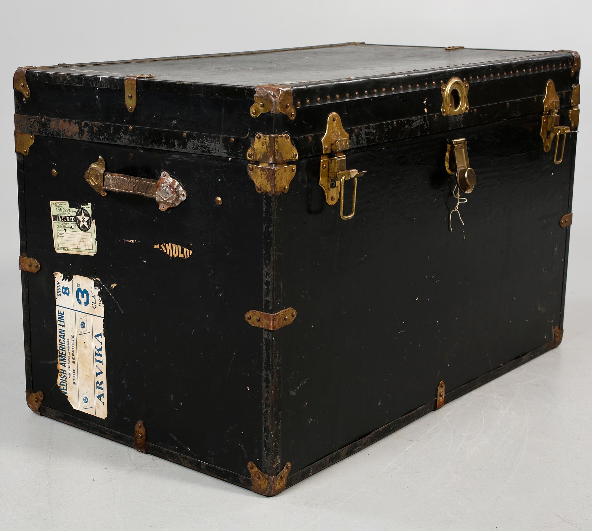 KOFFERT, 1900-talets första hälft.