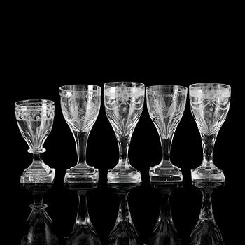 A matched set of 21 wine glasses, 19th/20th Century.