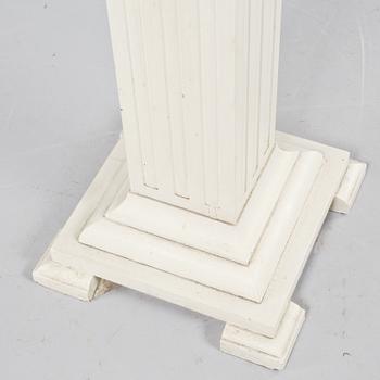 PIEDESTAL, 1900-tal.