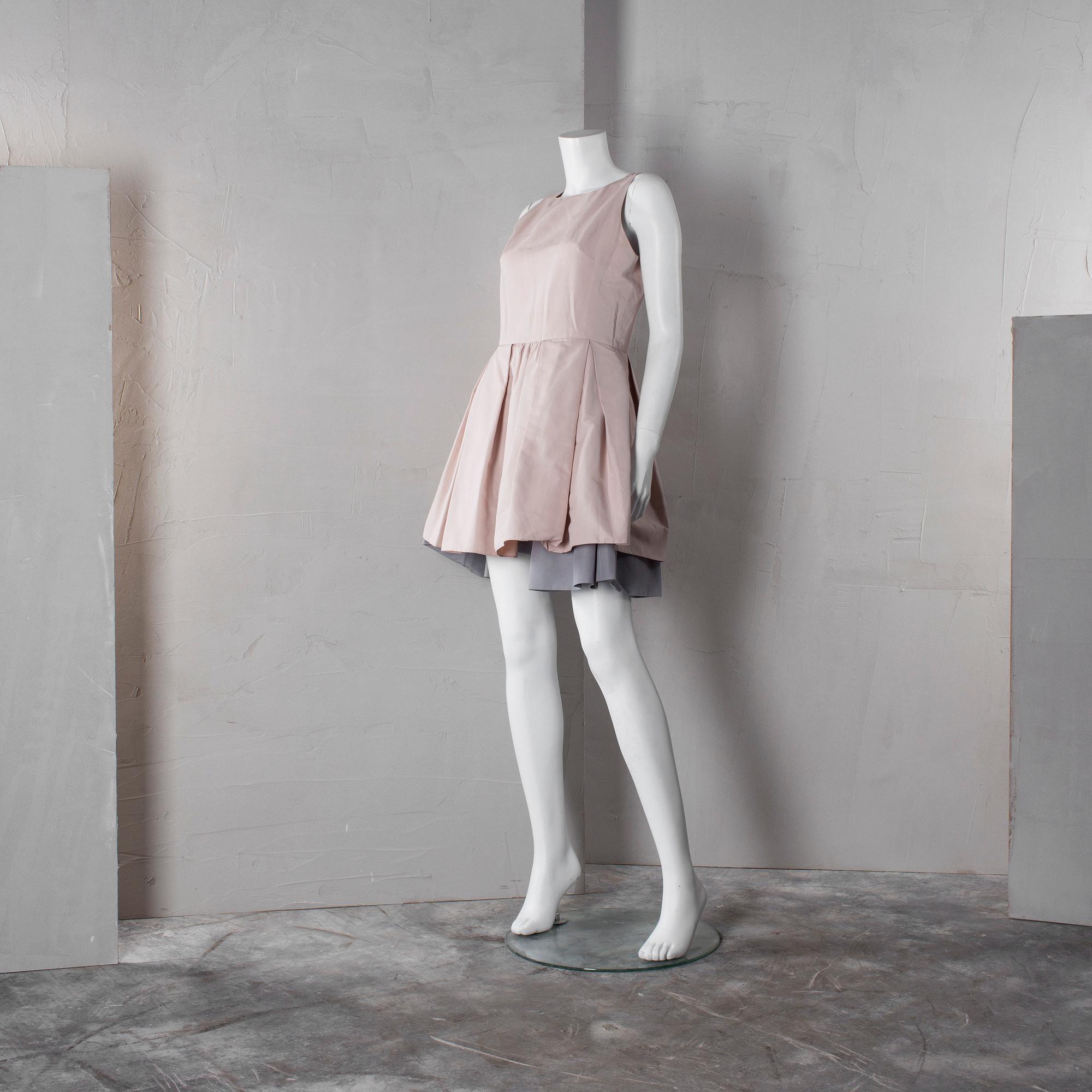 KLÄNNING Christian Dior, fransk storlek 38.