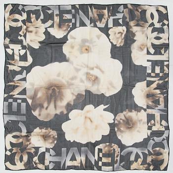 Chanel, A silk scarf.
