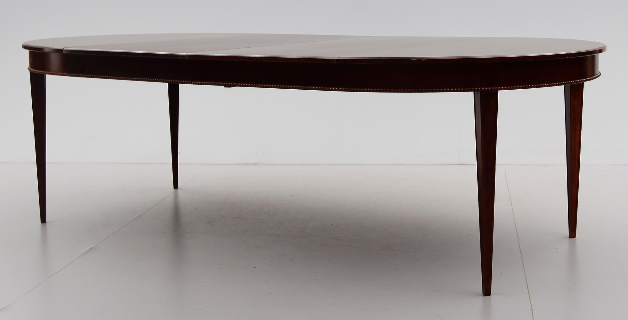 MATBORD, gustaviansk stil, 1900-talets andra hälft.