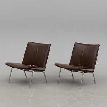 HANS WEGNER, fåtöljer, ett par, Kastrup Airport Lounge Chair, för AP Stolen, 1900-talets andra hälft.