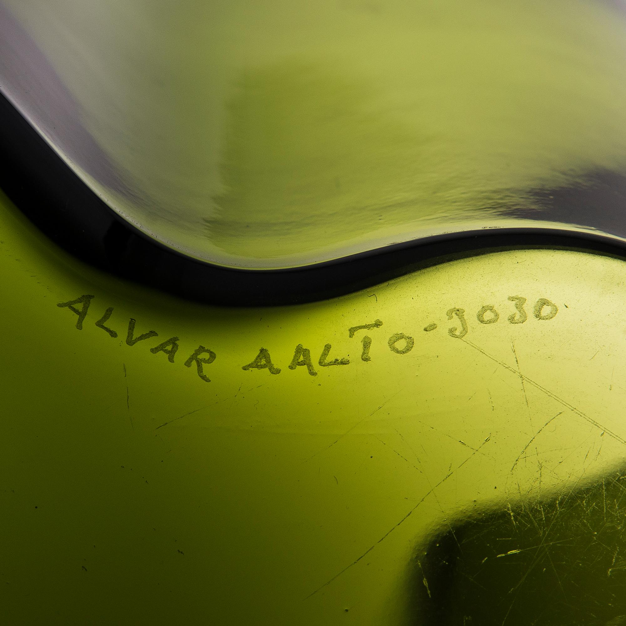 ALVAR AALTO, vas, signerad Alvar Aalto 3030.