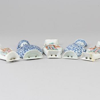 A set of five wall vases, late Qing dynasty.