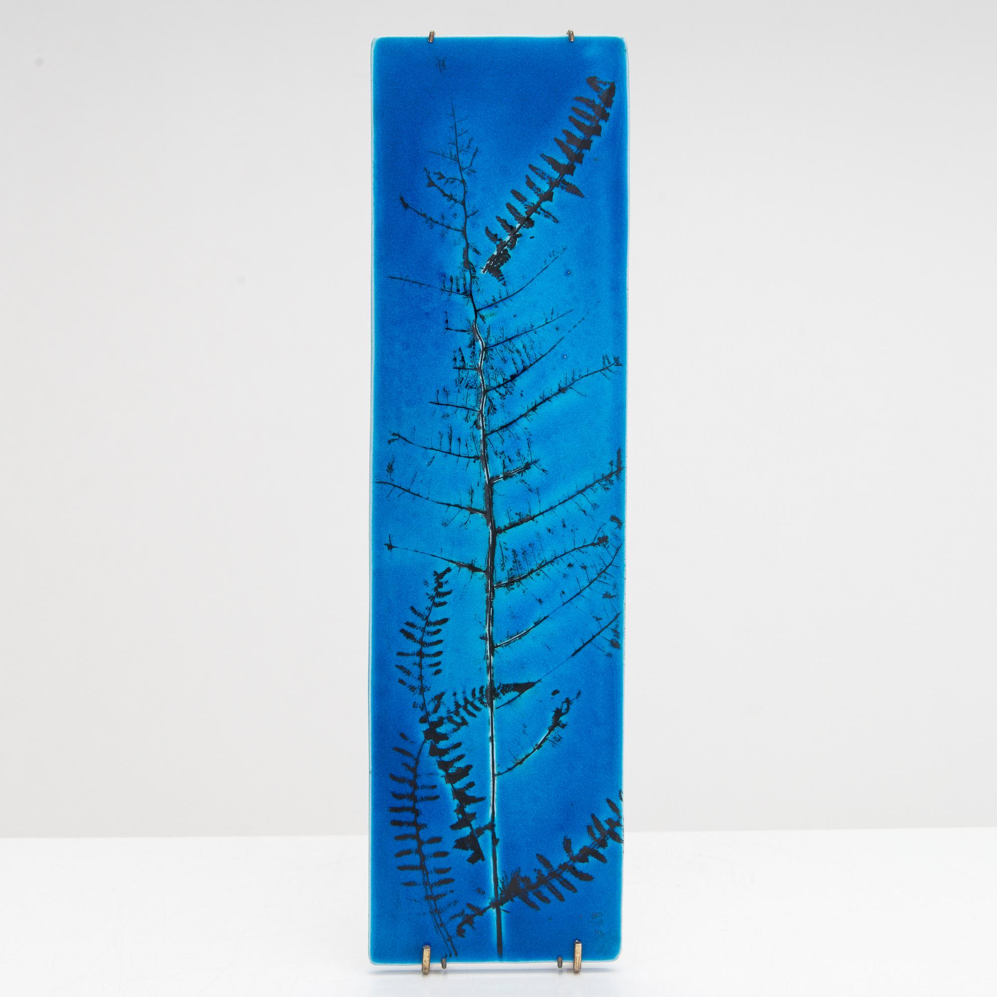 Toini Muona, relief, stengods, signerad TM Arabia.