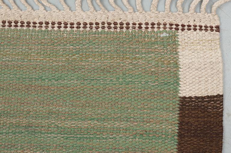 RUNNER. "Malmstens gångmatta, grön". Rölakan (flat weave). 312,5 x 100 cm. Signed AB MMF.