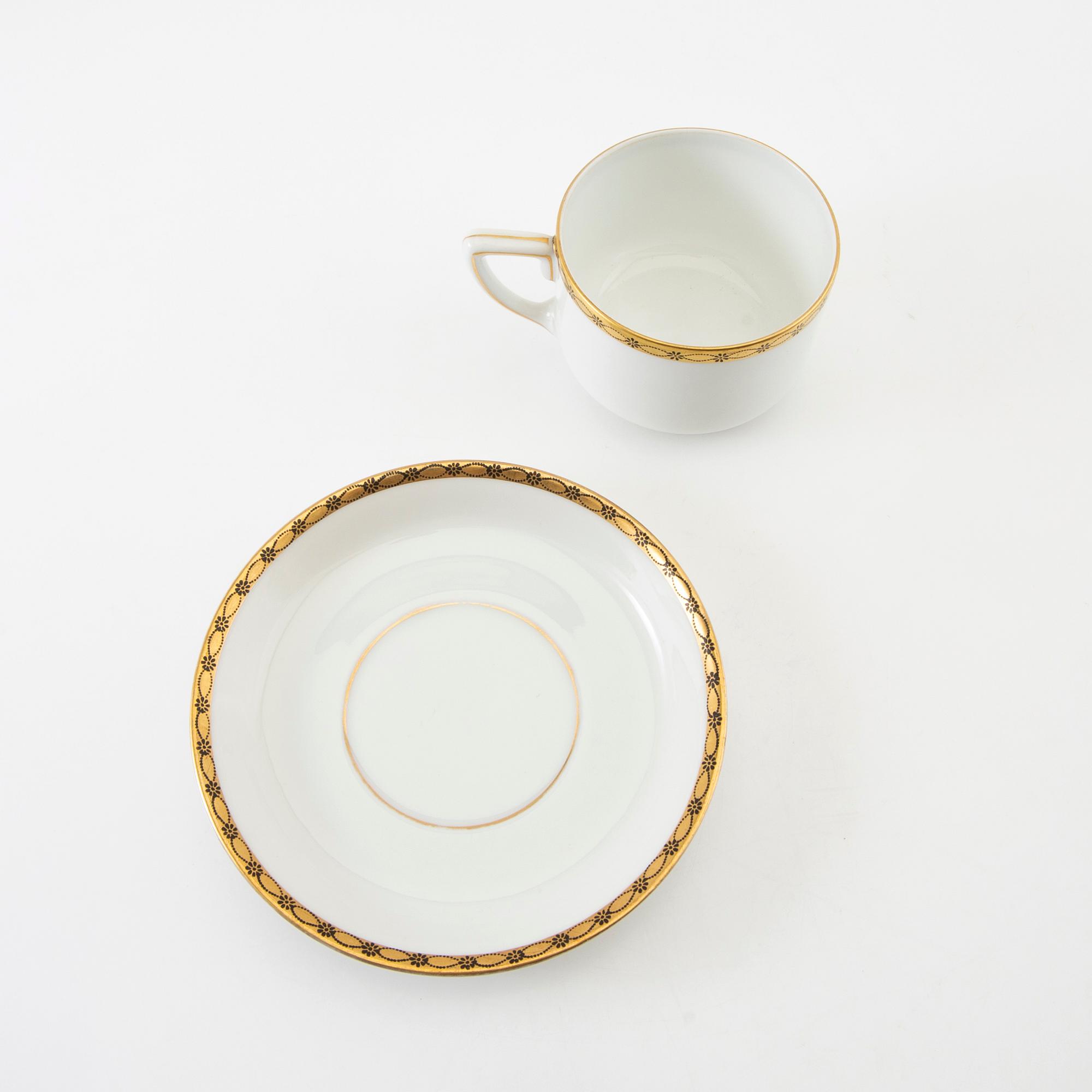 Te och kaffeservis ca 30 dlr Rosenthal/Lidköping "Isolde" 1900-talets första hälft porslin.