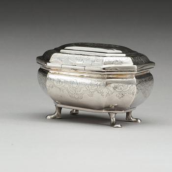 A Swedish early 18th century silver box, marks of Andreas Lorentzon Wall, Stockholm 1724.
