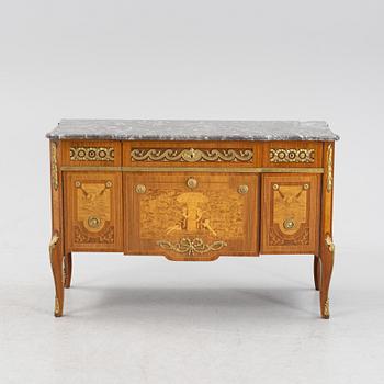 Byrå, sengustaviansk stil, 1900-talets mitt.