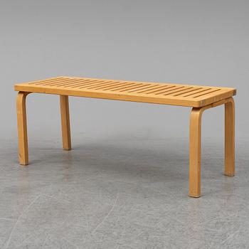 ALVAR AALTO, bänk, modell 153A, Artek, Finland.