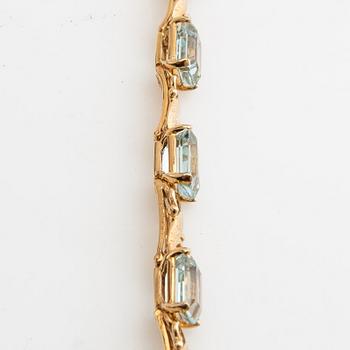 Armband, 18K guld med akvamariner.