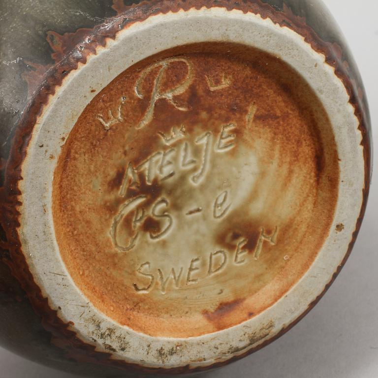 VASER, 3 st, samt SKÅL, stengods, Carl Harry Stålhane, Rörstrand Ateljé, 1900-talets andra hälft.