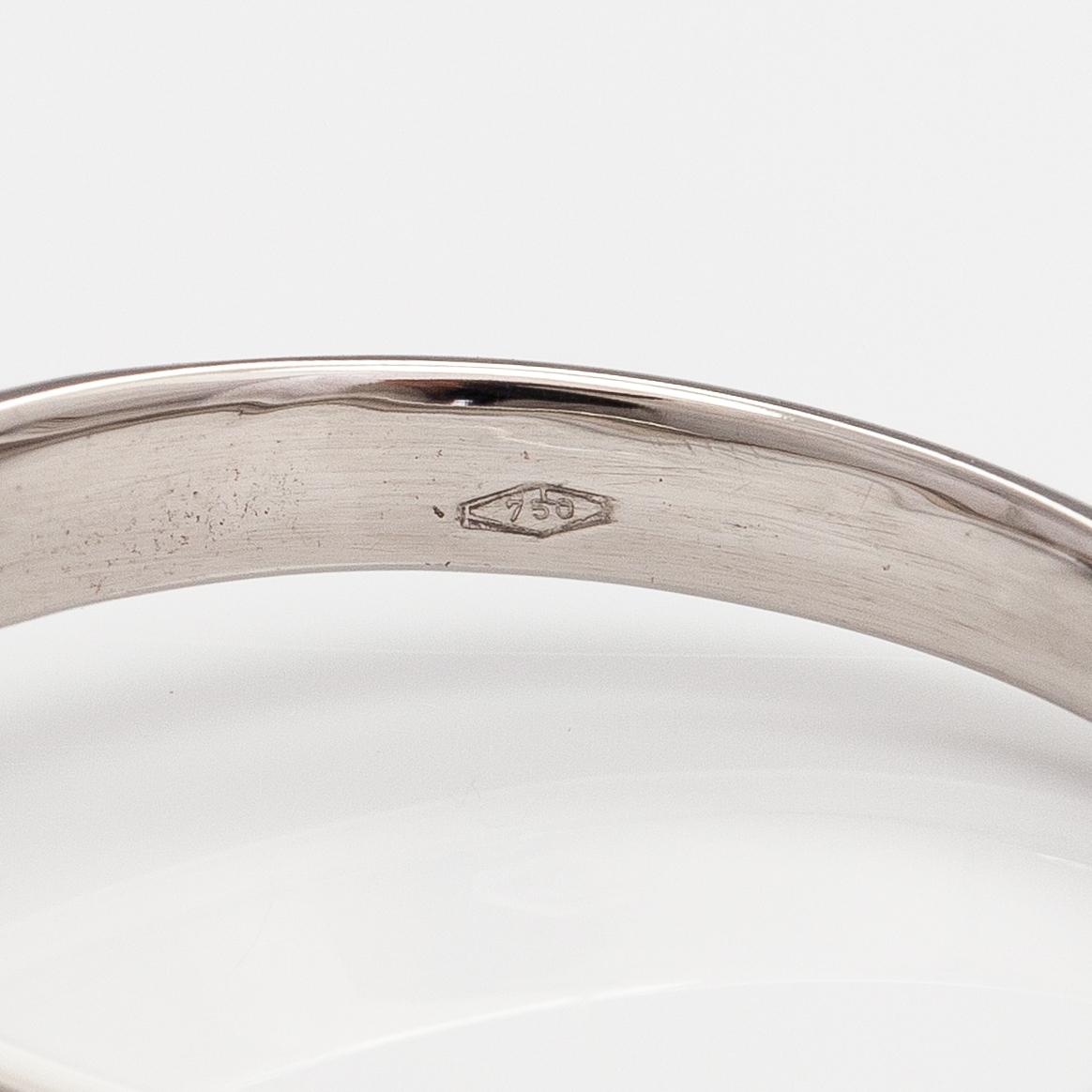 An 18K white gold ring with a ca 1.23 ct brilliant-cut diamond. With GIA certificate.