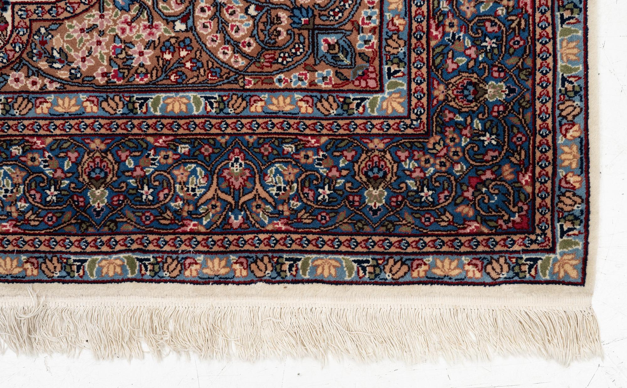 Rug, Kirman, approx. 245 x 165 cm.