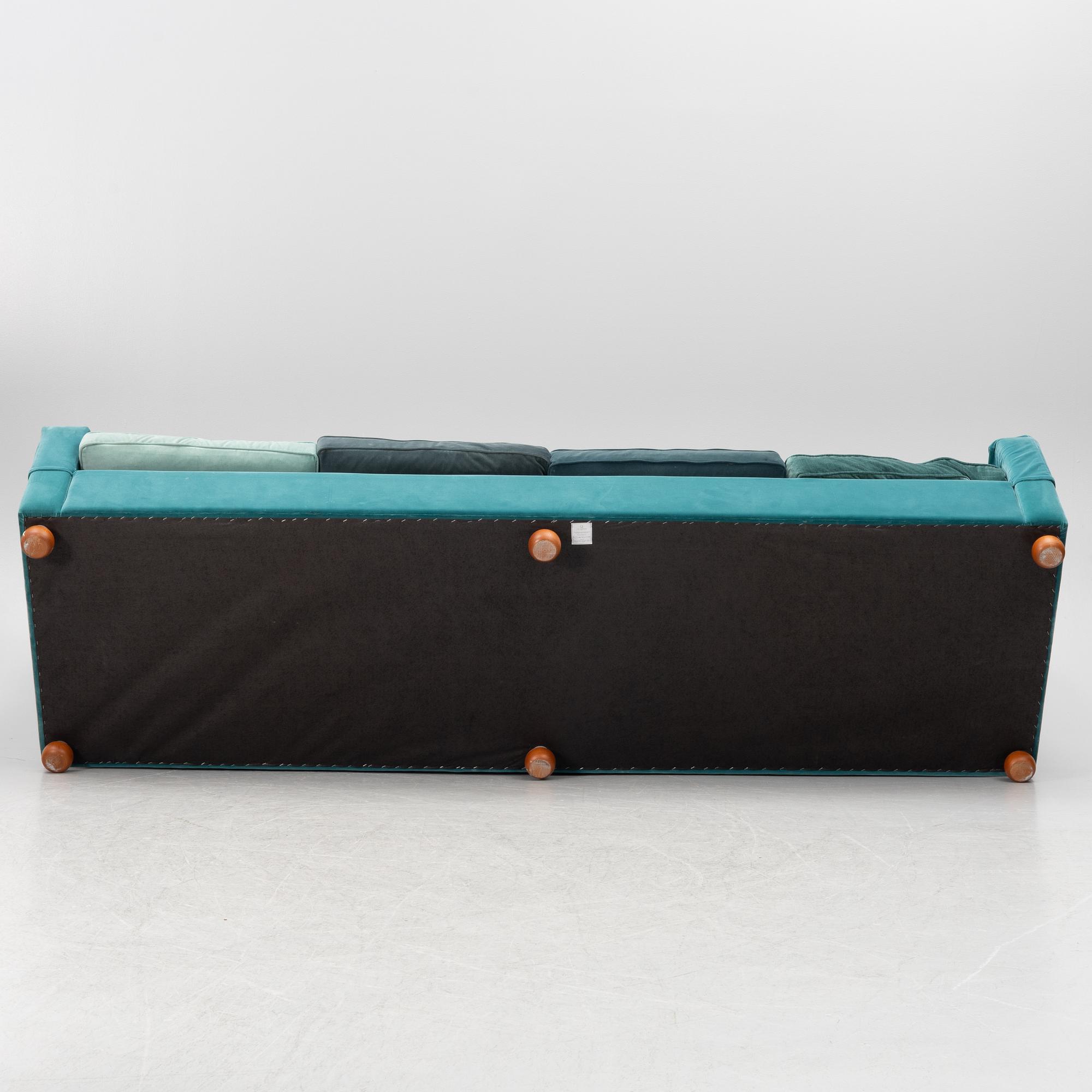 Josef Frank, soffa "Långsoffan", modell 3031, Firma Svenskt Tenn.