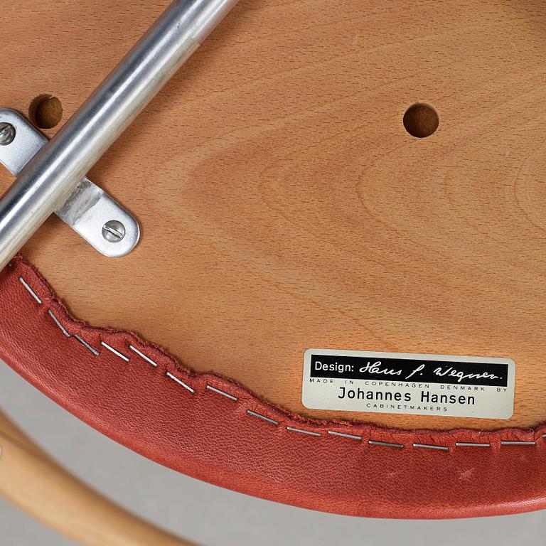 Hans J. Wegner, stolar, 4 st "JH 701", Johannes Hansen, Danmark.