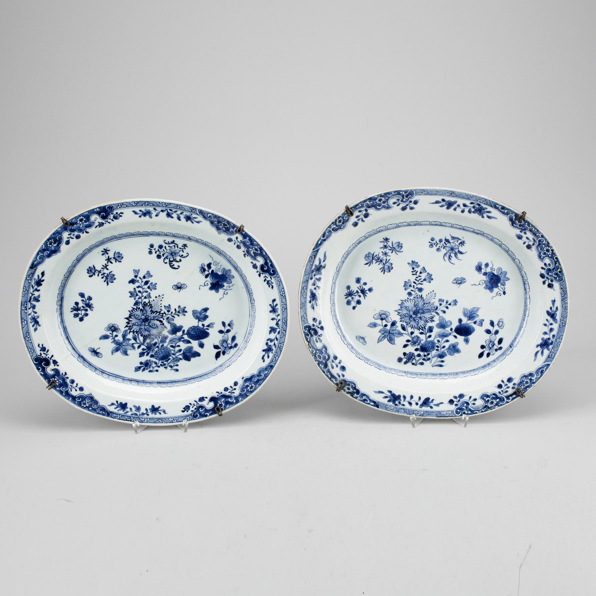 STEKFAT, ett par, porslin, Kina Qianlong (1736-1795).