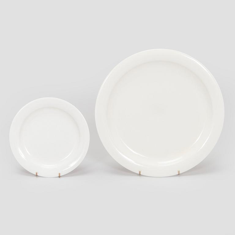 Inkeri Leivo, A 21-piece porcelain tableware set, 'Arctica' Arabia Finland.