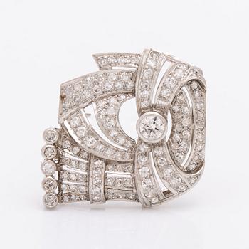 Brosch 18K vitguld/platina briljanter och diamanter8/8 ca 3 ct totalt, ca 3 x 3 cm.