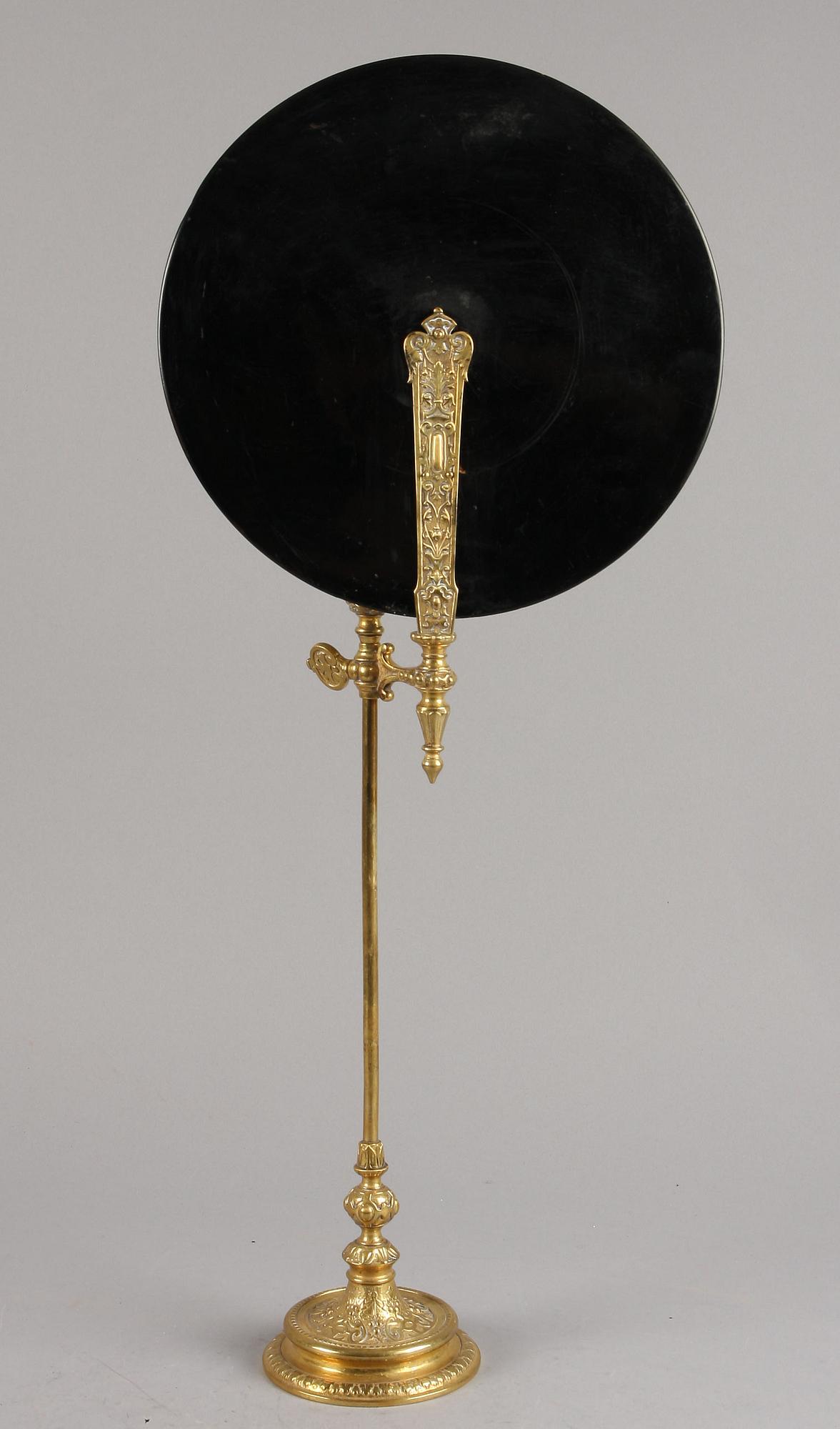 BORDSSPEGEL/LJUSPLÅT, nyrenässans, 1800-tal.