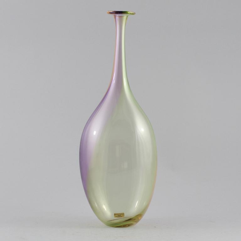 VAS, glas, Kjell Engman, Kosta Boda, singnerad.