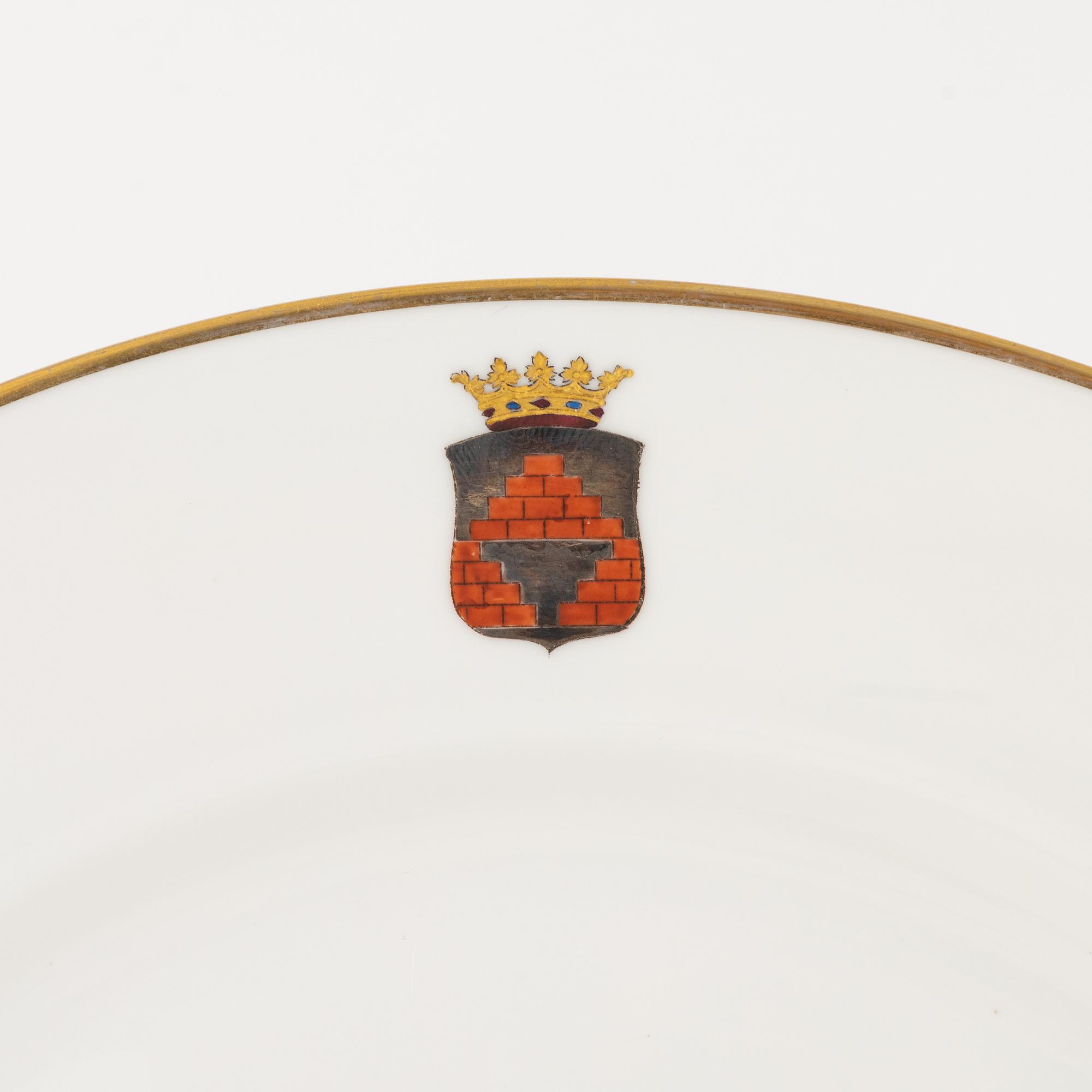 A 40-piece dinner service with the Posse family coat of arms, porcelain, Rörstrand, early 20th Century.